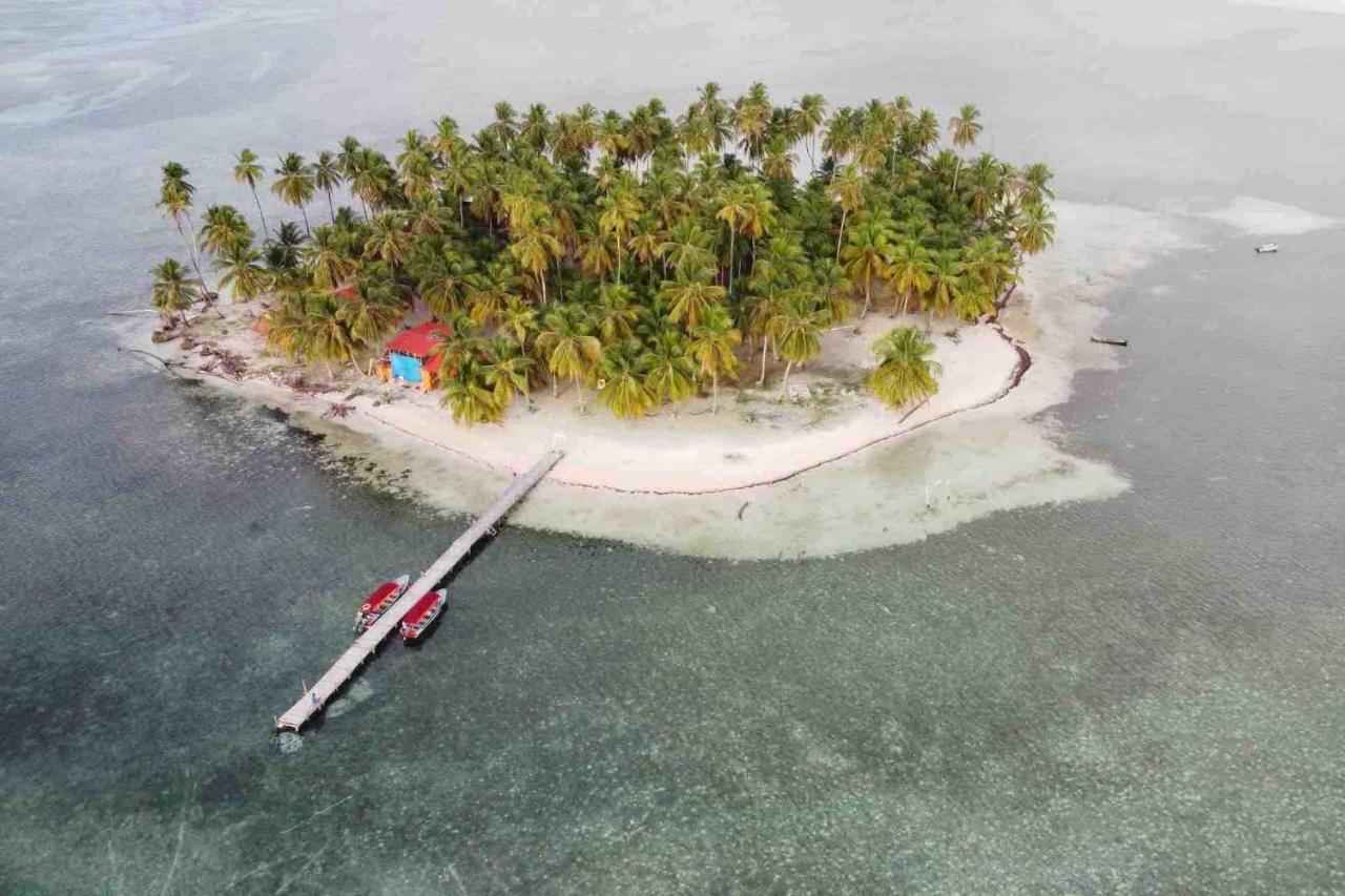 Private Room In San Blas Islands Plus Meals Waisalatupo Exterior foto