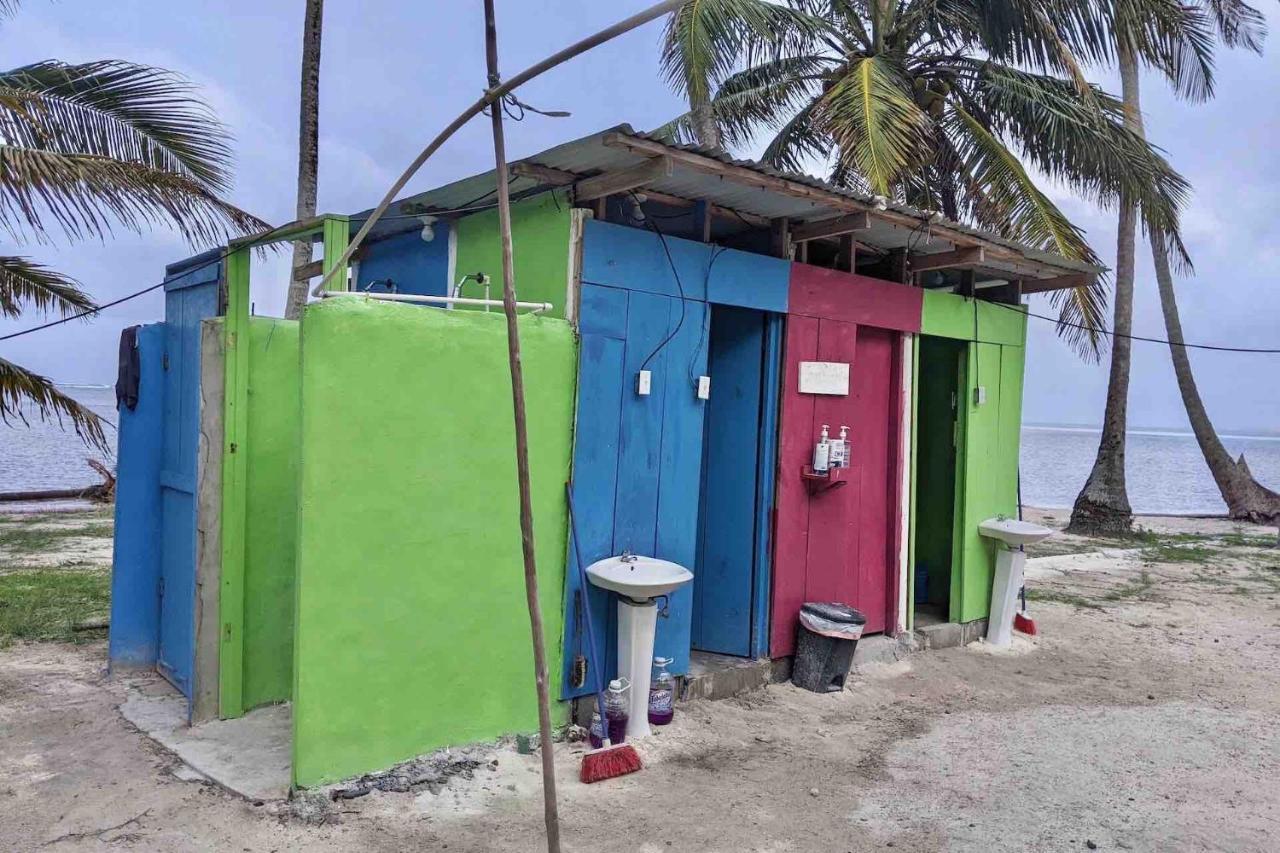 Private Room In San Blas Islands Plus Meals Waisalatupo Exterior foto