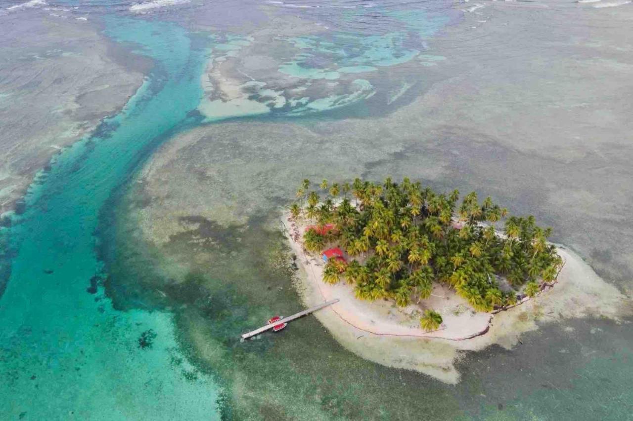 Private Room In San Blas Islands Plus Meals Waisalatupo Exterior foto
