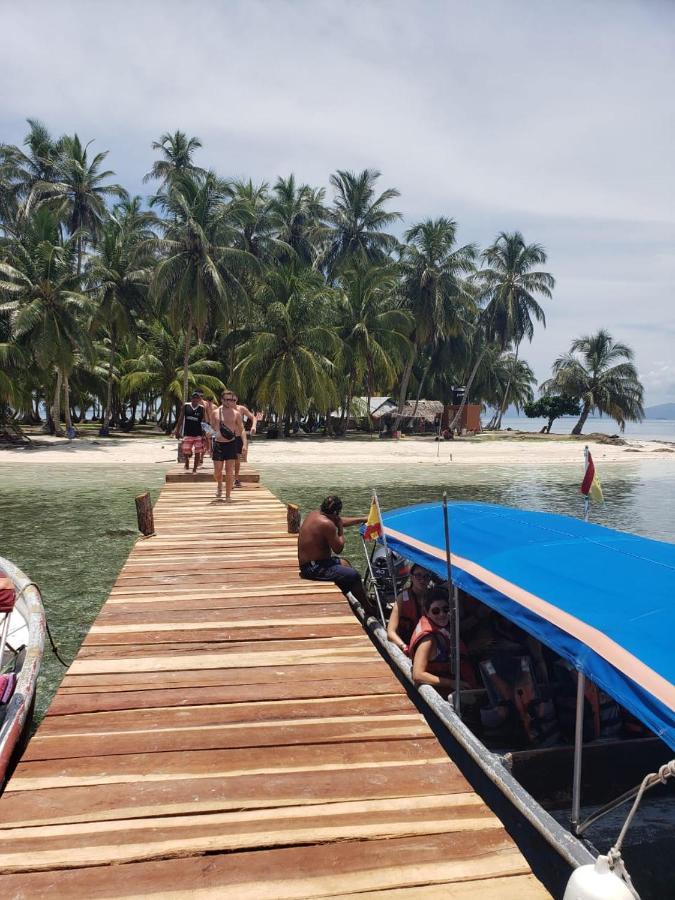 Private Room In San Blas Islands Plus Meals Waisalatupo Exterior foto