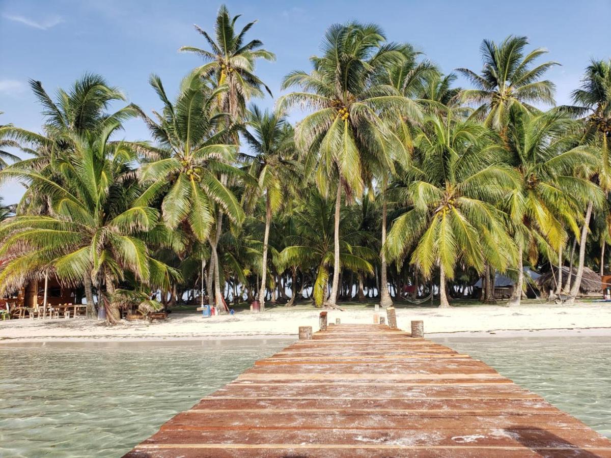 Private Room In San Blas Islands Plus Meals Waisalatupo Exterior foto