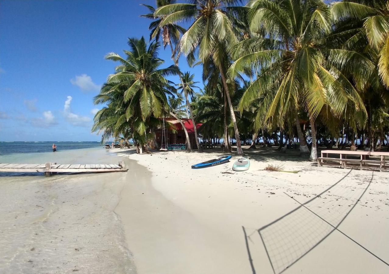 Private Room In San Blas Islands Plus Meals Waisalatupo Exterior foto